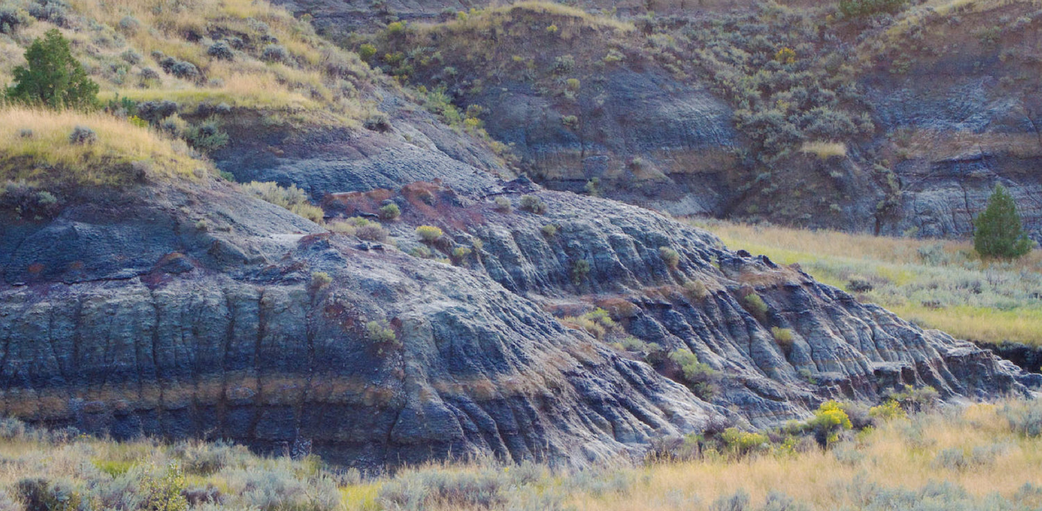 French blue clay - A photo of a natural clay that is sourced from the region of Brittany in France. This clay gets its distinctive blue color from a high concentration of mineral salts, particularly copper. French blue clay has been used for centuries for its cleansing and toning properties, and is often found in skincare products to help detoxify and revitalize the skin.